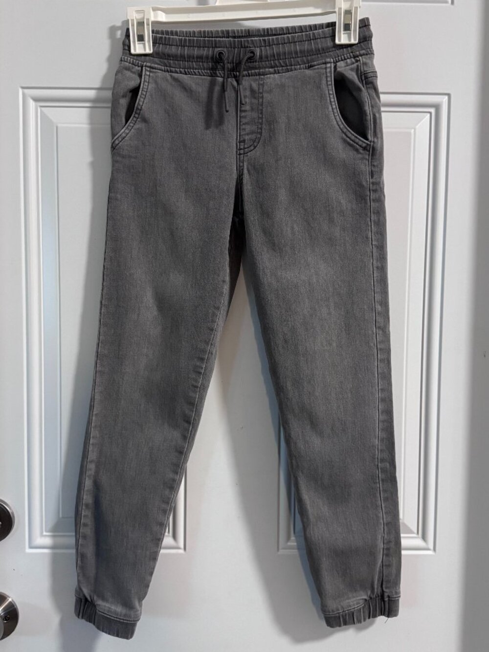 Primark Jean Jogger with draw string around waist Boy size 8-9